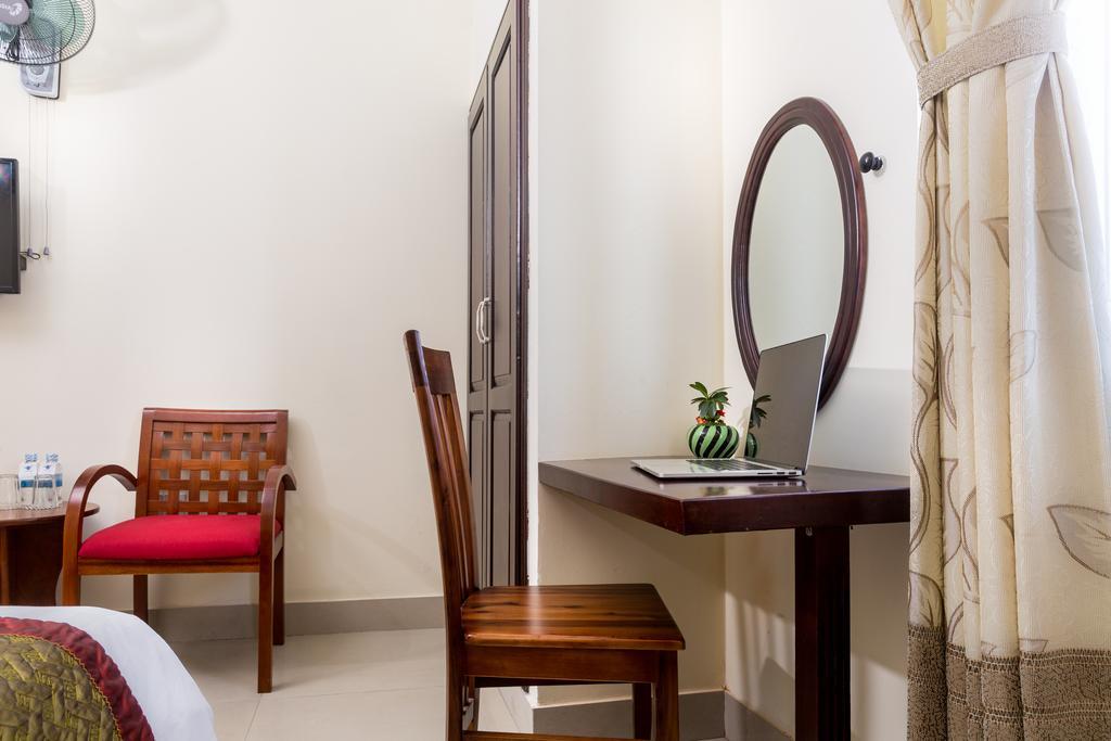Pearl Sea Hotel Da Nang Buitenkant foto
