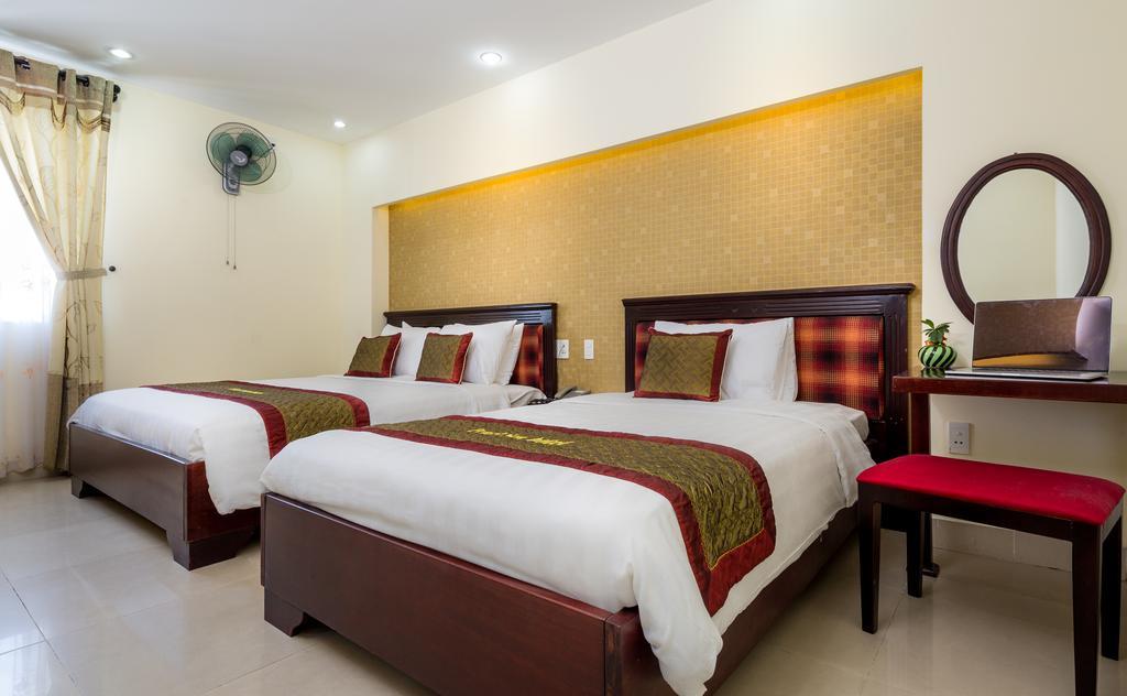 Pearl Sea Hotel Da Nang Buitenkant foto